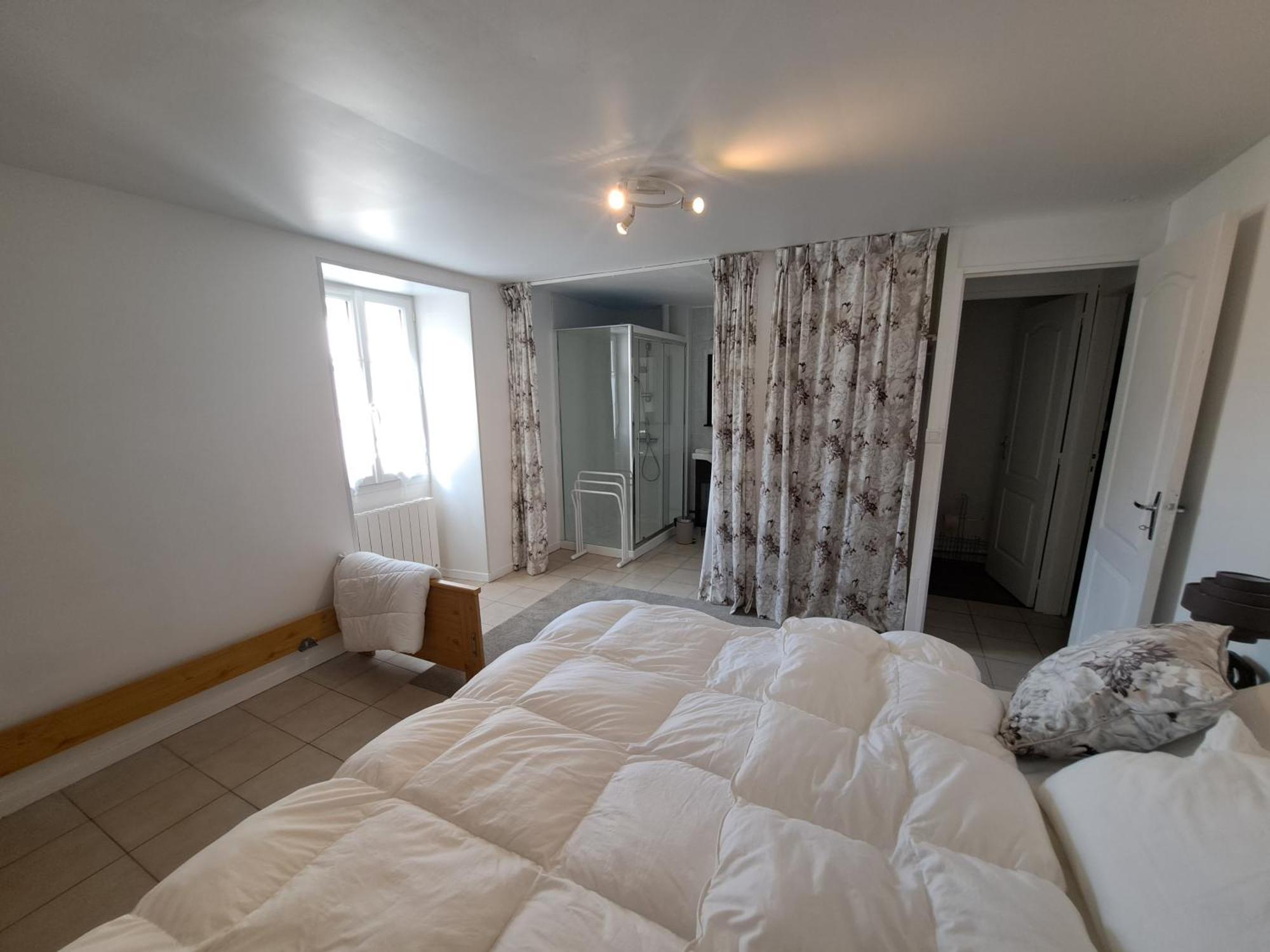 Bed and Breakfast Domaine De La Briouse Sanxay Экстерьер фото