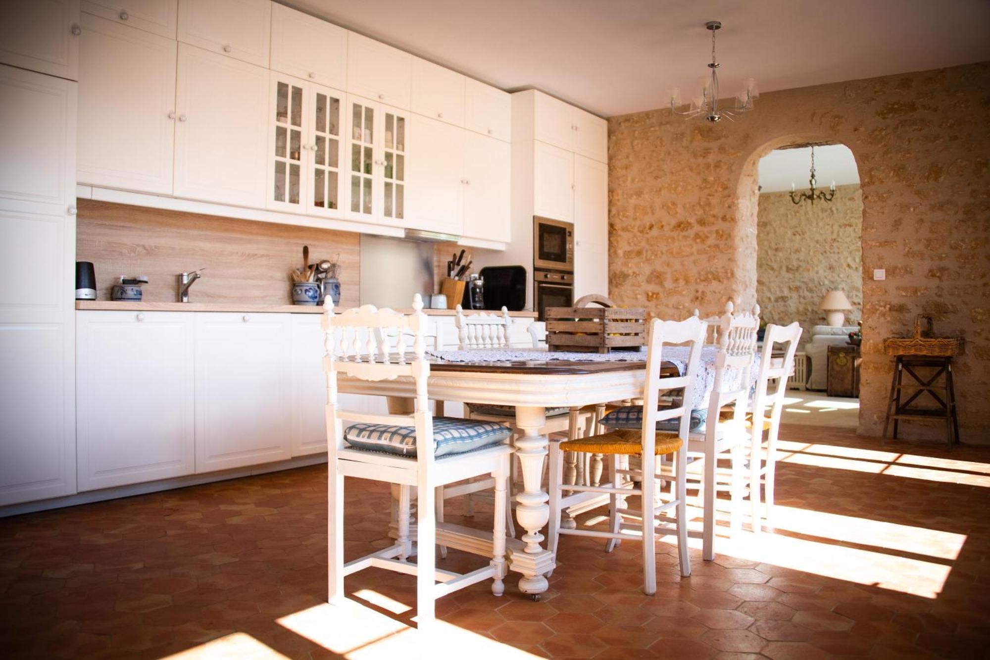 Bed and Breakfast Domaine De La Briouse Sanxay Экстерьер фото