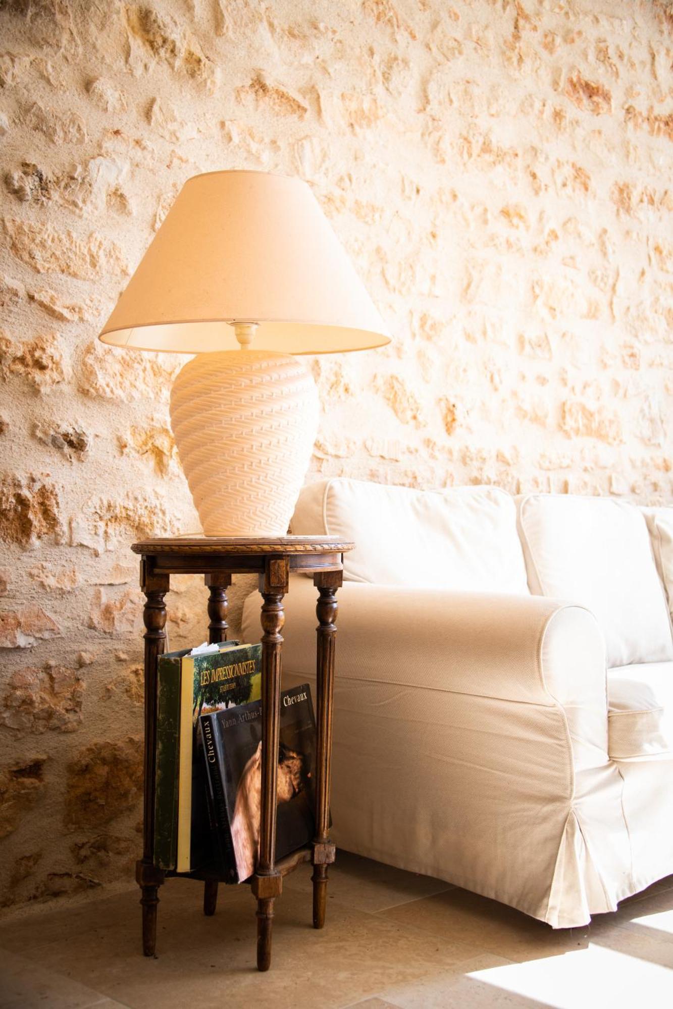 Bed and Breakfast Domaine De La Briouse Sanxay Экстерьер фото