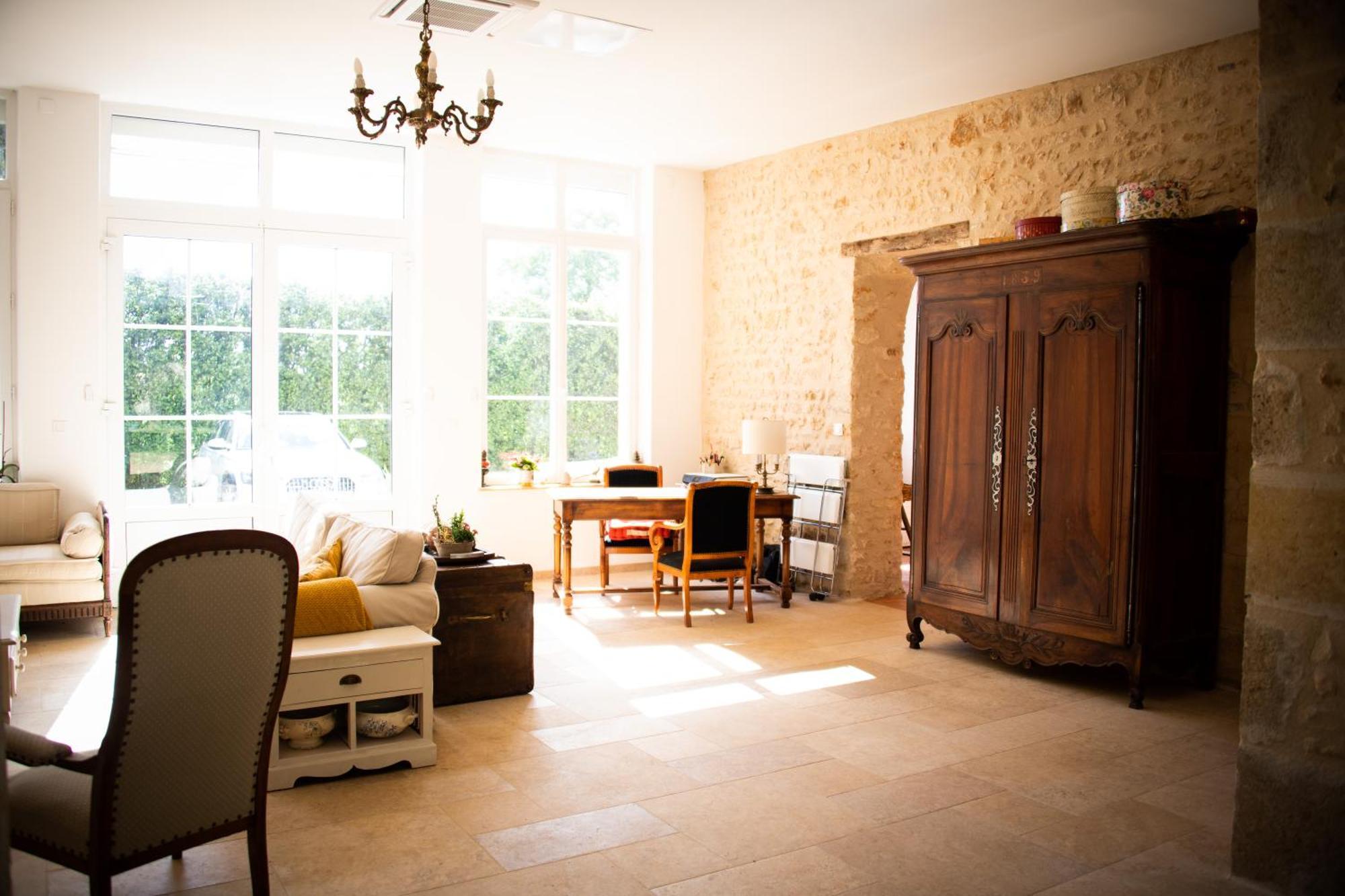 Bed and Breakfast Domaine De La Briouse Sanxay Экстерьер фото